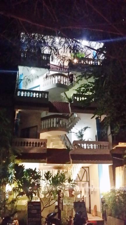 Hotel L'Escale Puducherry Exterior foto
